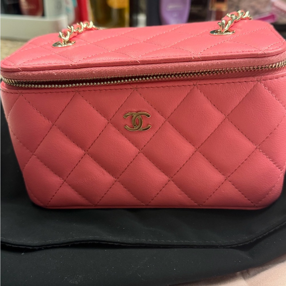 CHANEL Pink Quilted Vanity Cosmetic Case with Gold Chain